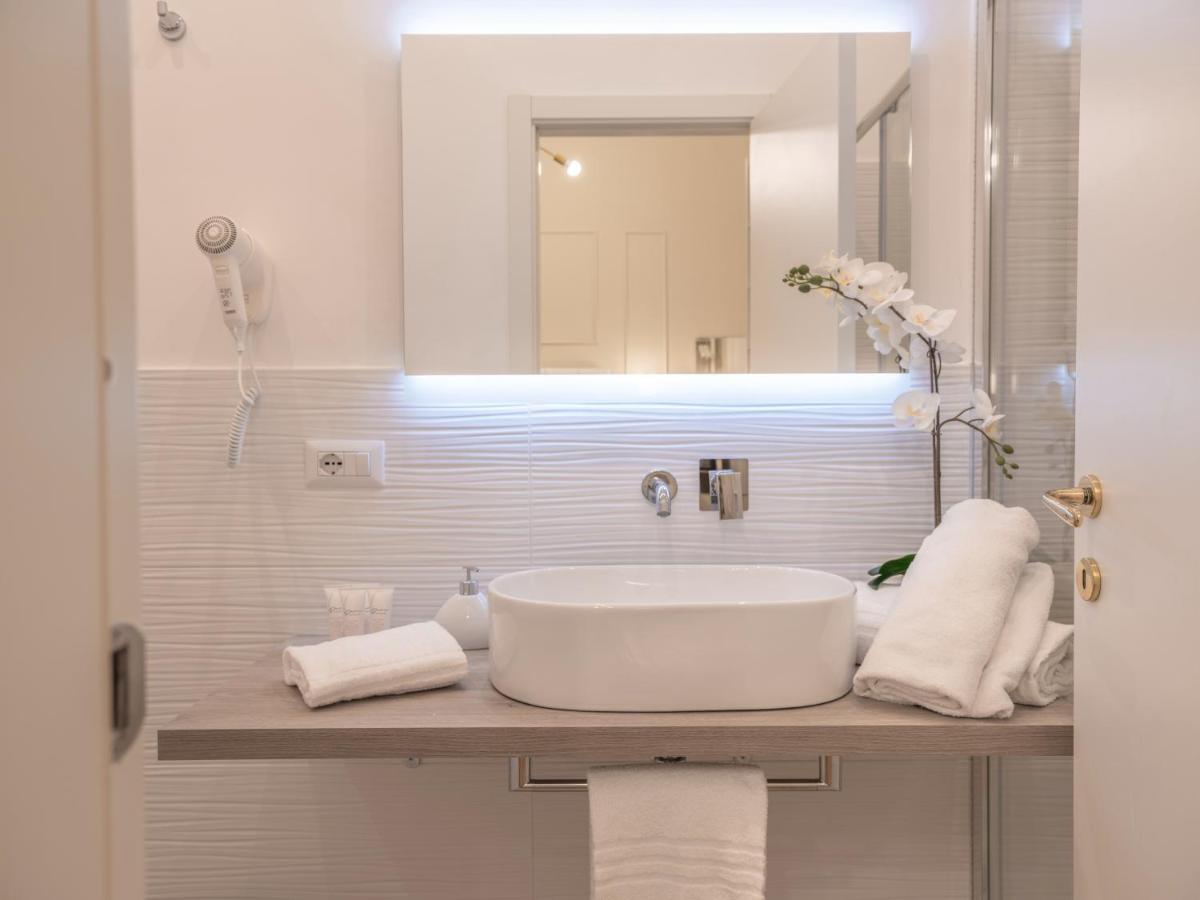 Vatican Palace Suites By Premium Suites Collection ローマ エクステリア 写真
